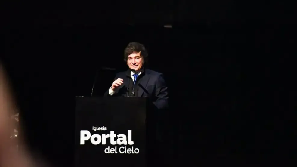 javier-milei-en-la-iglesia-portal-del-cielo-en-chaco-
